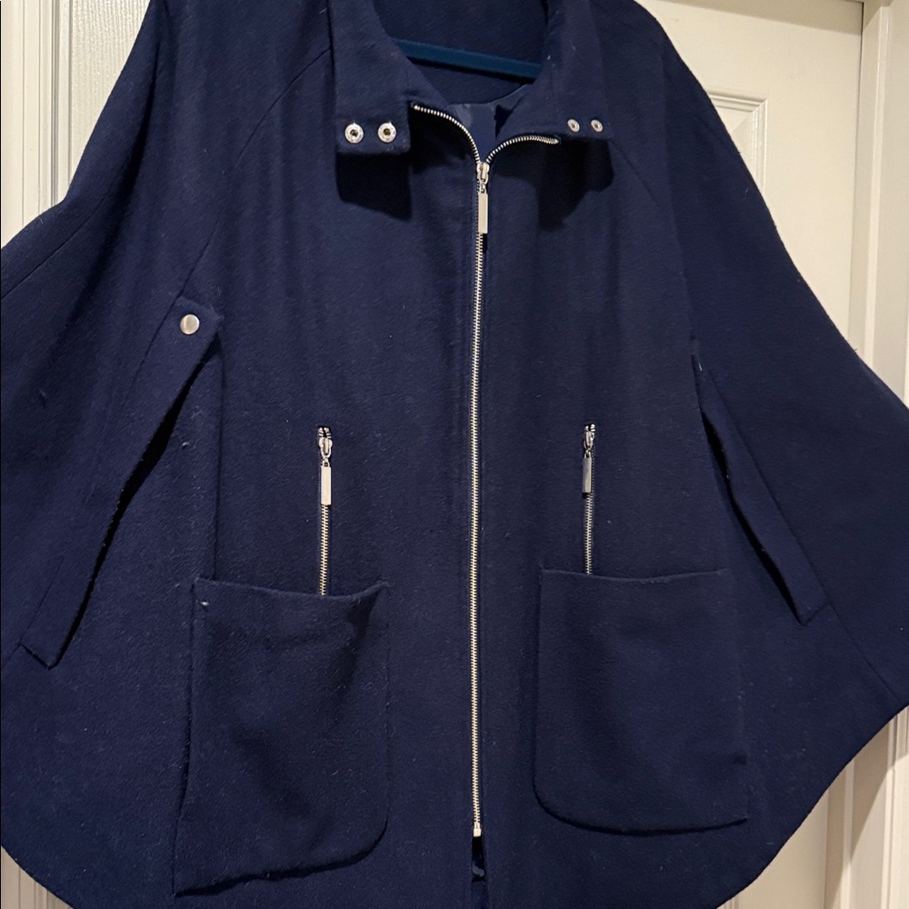 Wool Blend Navy Blue Cape with Zipper and Pockets Autumn Ready Preppy Warm Large - Picture 2 of 11